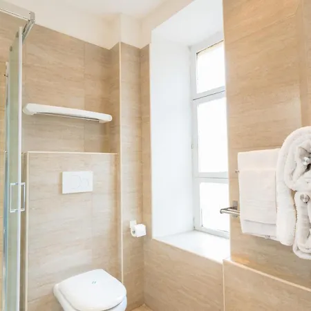 B&B Bq House Milizie Luxury 3*